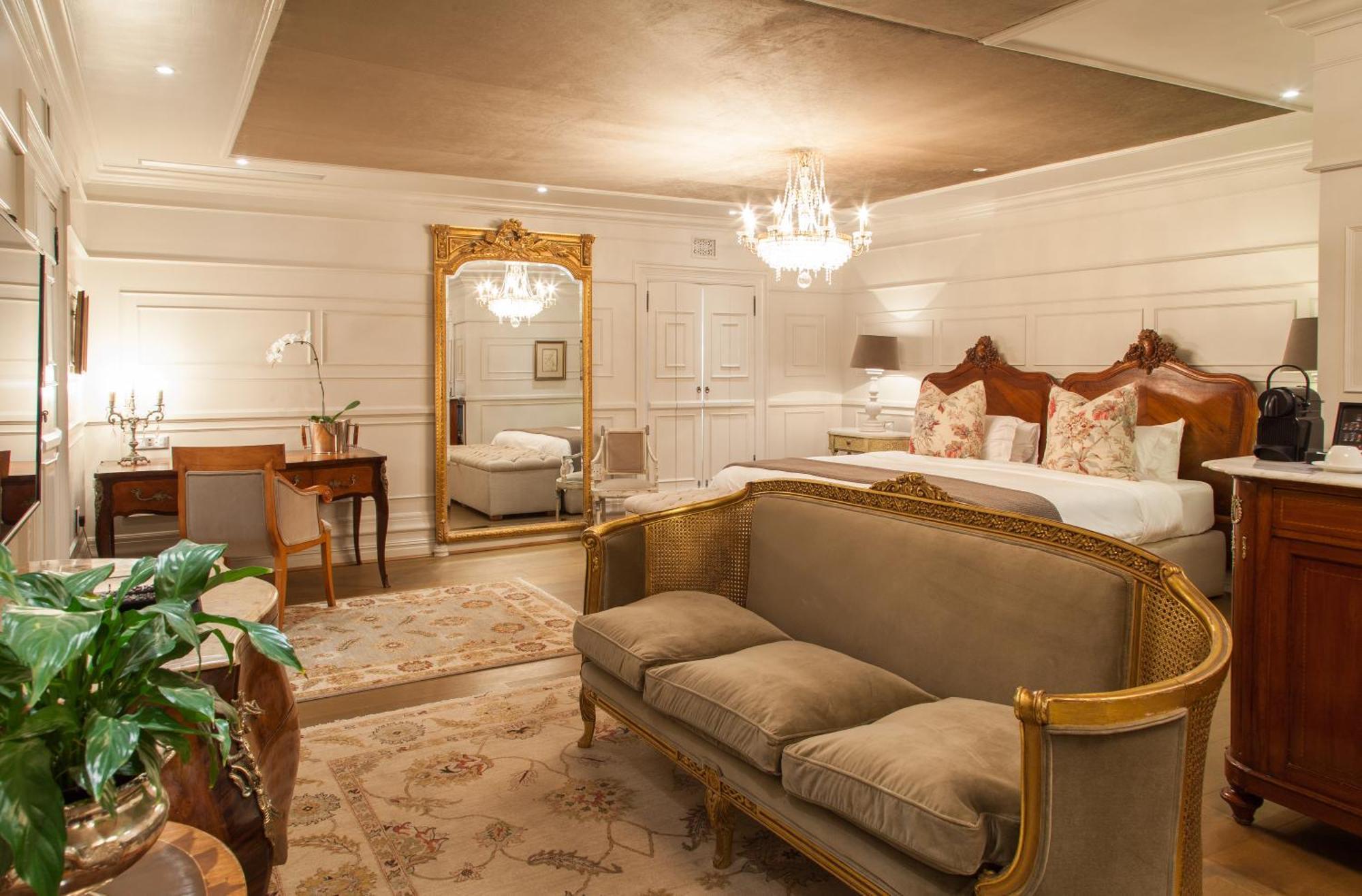 Luxury Room